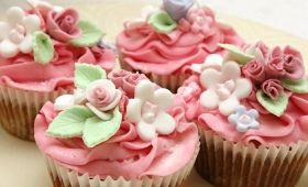 Enjoy a cuppa and a cake to raise money for cancer at a Biggest Morning Tea event. Enjoy a cuppa and a cake to raise money for cancer at a Biggest Morning Tea event.