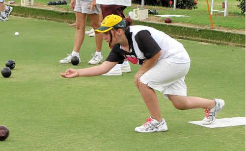 Tiffany Murray’s bowl takes right line down the green. Tiffany Murray’s bowl takes right line down the green.