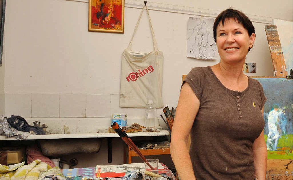 Grafton artist Julie Hutchings will be painting at the SCG Test next week. Grafton artist Julie Hutchings will be painting at the SCG Test next week.