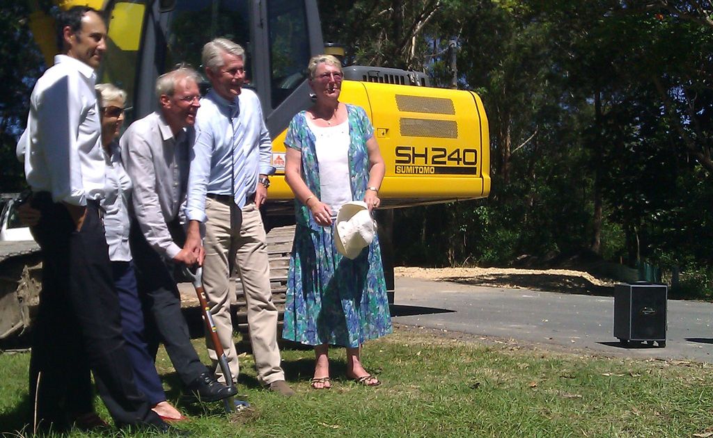 Rory Curtis, Pat Tate, Cr Barry Longland, Geoff Provest and Diane Gay turn the Kirkwood Rd extension’s first sod. Rory Curtis, Pat Tate, Cr Barry Longland, Geoff Provest and Diane Gay turn the Kirkwood Rd extension’s first sod.