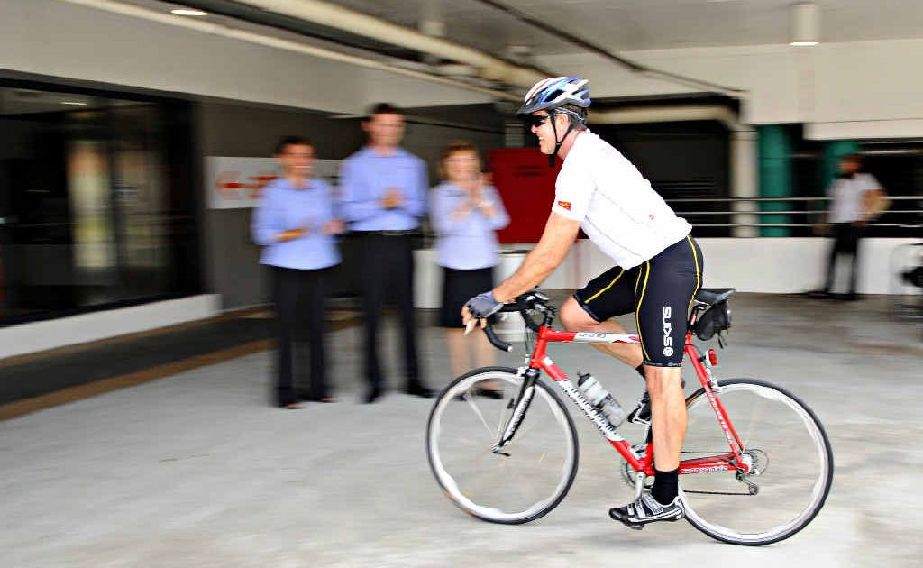 Member for Cowper Luke Hartsuyker pedals into BCU at Grafton Shoppingworld while on his ride to raise funds for charity. JoJo Newby Member for Cowper Luke Hartsuyker pedals into BCU at Grafton Shoppingworld while on his ride to raise funds for charity. JoJo Newby