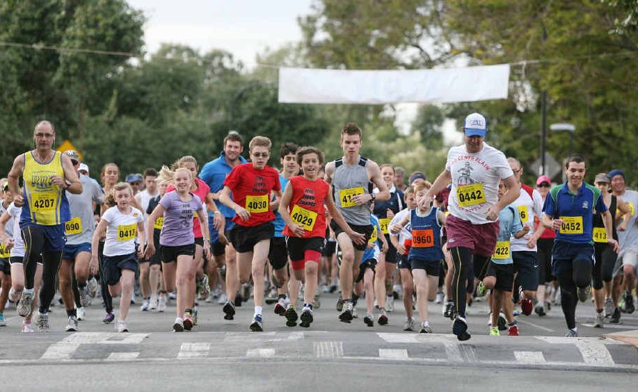 More than 1000 participants start the 2km and 5km race at last year’s Rotary Club of Rockhampton Rocky River Run. More than 1000 participants start the 2km and 5km race at last year’s Rotary Club of Rockhampton Rocky River Run.