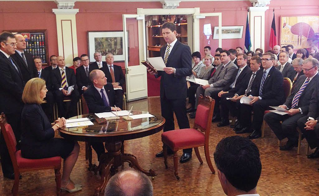 Lawrence Springborg is sworn in as the new State Government's Minister of Health. Lawrence Springborg is sworn in as the new State Government's Minister of Health.