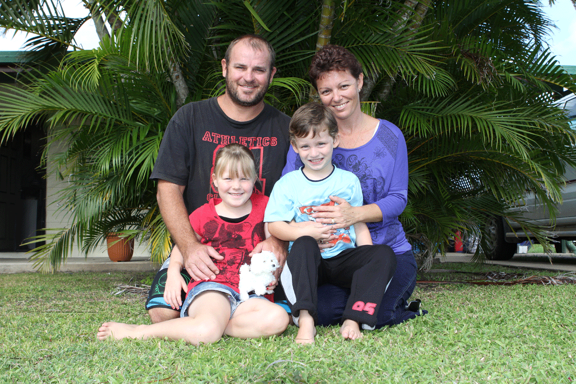 QUALITY OF LIFE: Shane Sayers, pictured here with his wife Linda and children Imogen (6) and Isaac (4).
Sharon Smallwood / Whitsunday Times QUALITY OF LIFE: Shane Sayers, pictured here with his wife Linda and children Imogen (6) and Isaac (4).
Sharon Smallwood / Whitsunday Times
