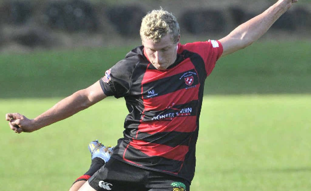 Wollongbar five-eighth Jake McIntyre kicks a goal in the Pioneer’s thumping six-tries-to-two win over Grafton at Lyle Park in Wollongbar. Wollongbar five-eighth Jake McIntyre kicks a goal in the Pioneer’s thumping six-tries-to-two win over Grafton at Lyle Park in Wollongbar.