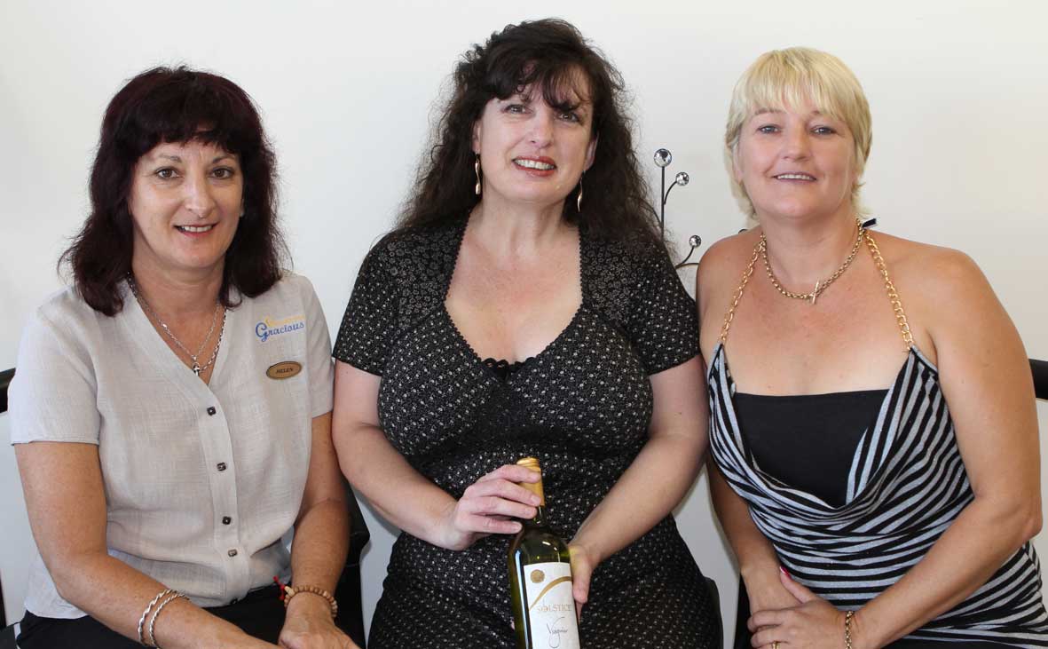 HELPING HANDS: Helen Pike, Cathie Evans and Sue Sharpe with the first of what will hopefully be many prizes to be auctioned on May 19 in aid of Proserpine resident Shane Sayers. HELPING HANDS: Helen Pike, Cathie Evans and Sue Sharpe with the first of what will hopefully be many prizes to be auctioned on May 19 in aid of Proserpine resident Shane Sayers.