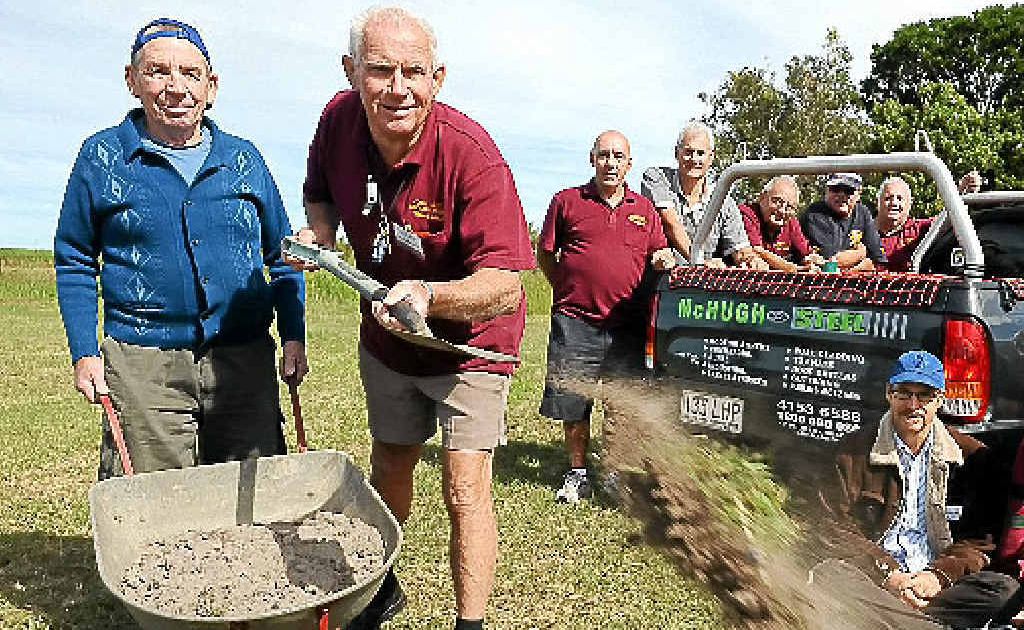 George Tremmel and John Murdoch plus members of Men’s Shed start building a new shed for the boys. George Tremmel and John Murdoch plus members of Men’s Shed start building a new shed for the boys.