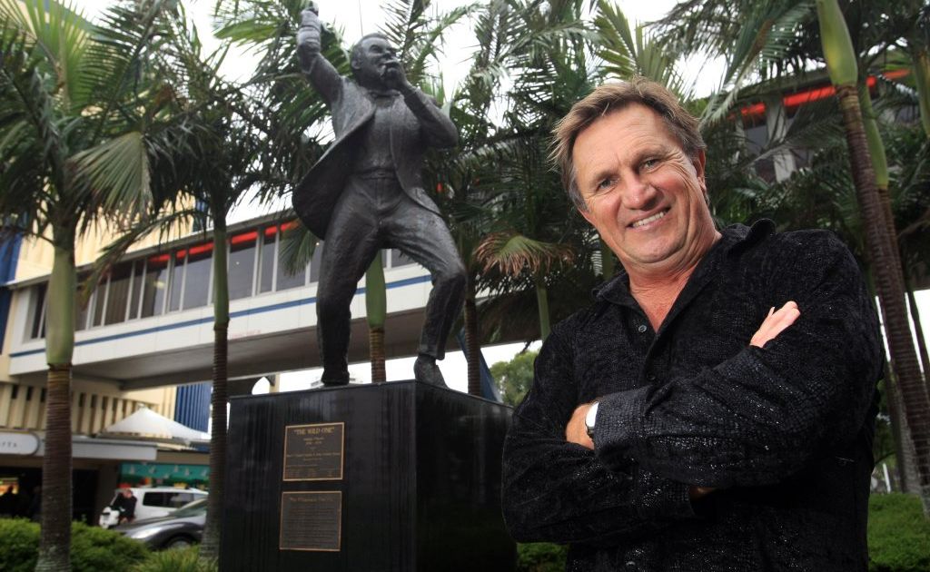 Frankie J Holden is one of the Cooly Rocks On official ambassadors. Frankie J Holden is one of the Cooly Rocks On official ambassadors.