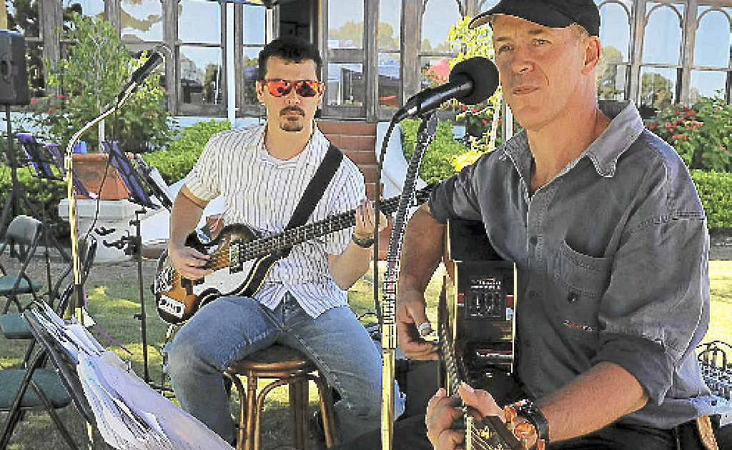 Jay Furnish and Richard Gorter performing as Tuskys. Jay Furnish and Richard Gorter performing as Tuskys.