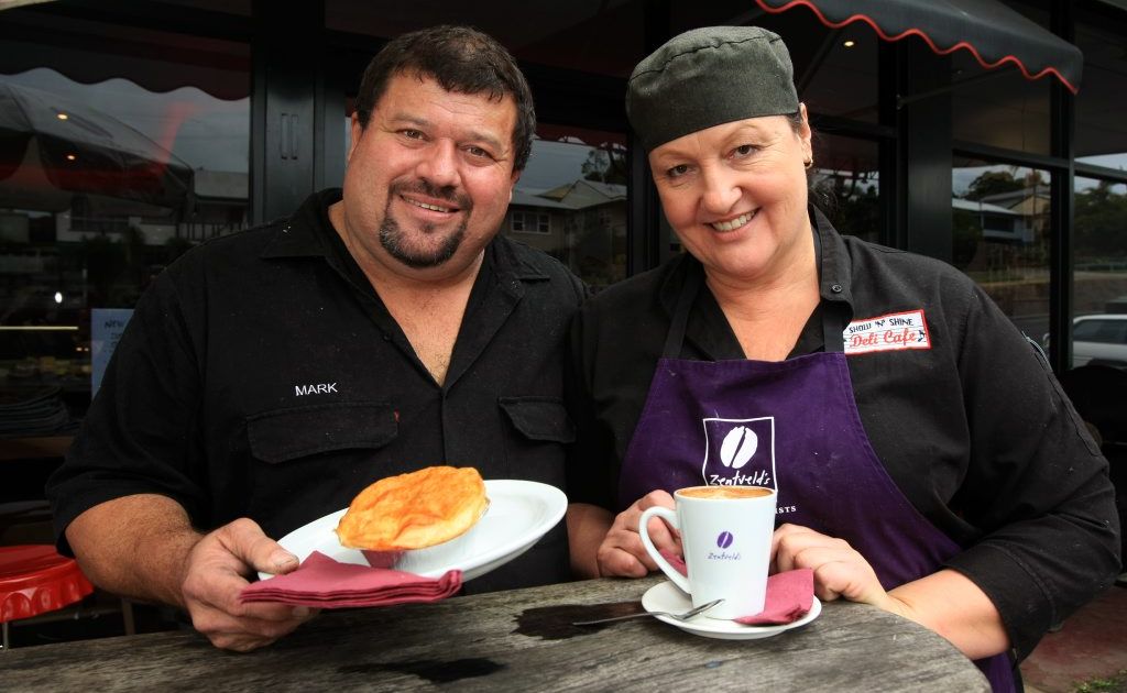 Mark and Trisha Fendley at the Show "N" Shine deli-cafe, Bray Park. Mark and Trisha Fendley at the Show "N" Shine deli-cafe, Bray Park.