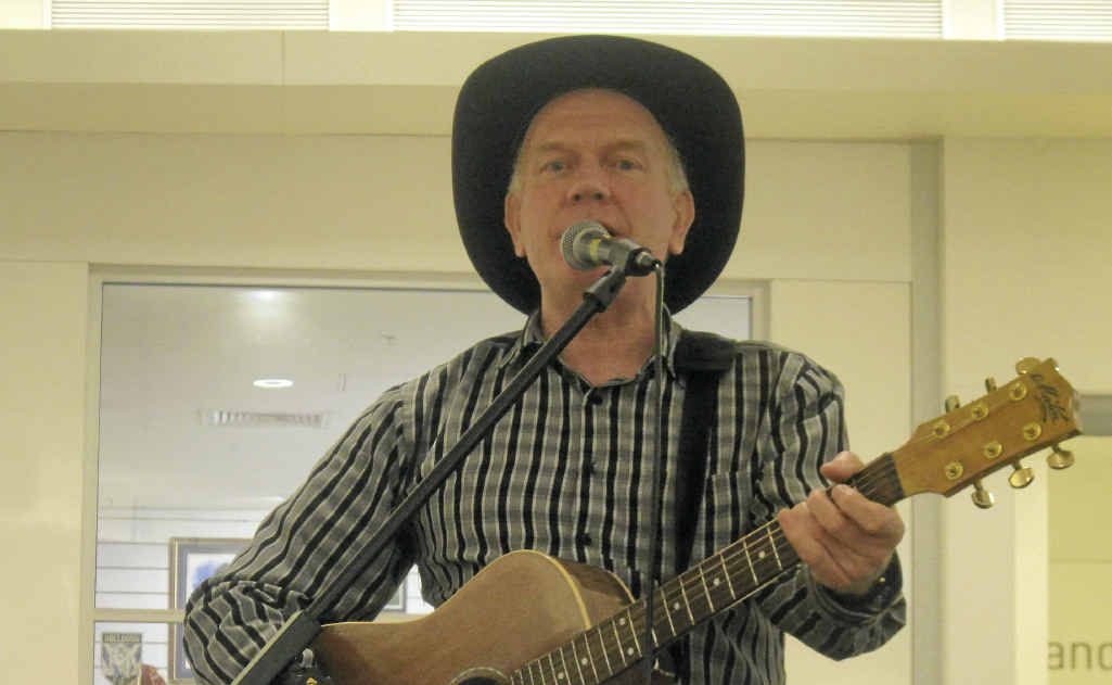 Singer/songwriter Maurice Hardy will be performing in Grafton Shoppingworld. Singer/songwriter Maurice Hardy will be performing in Grafton Shoppingworld.