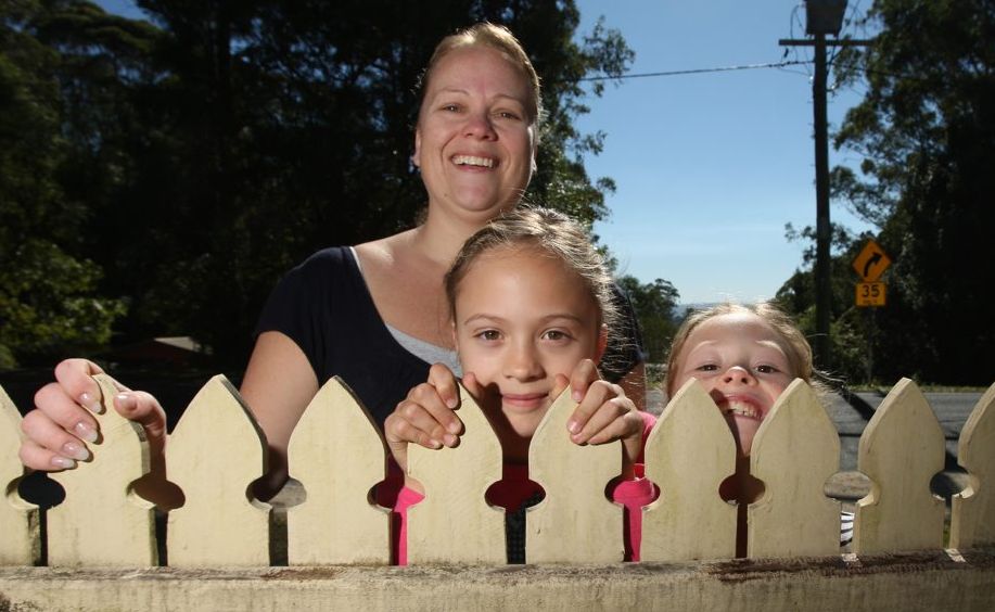 Nunderi local Cathy Quodrill with daughters Madison and Tayla. Nunderi local Cathy Quodrill with daughters Madison and Tayla.