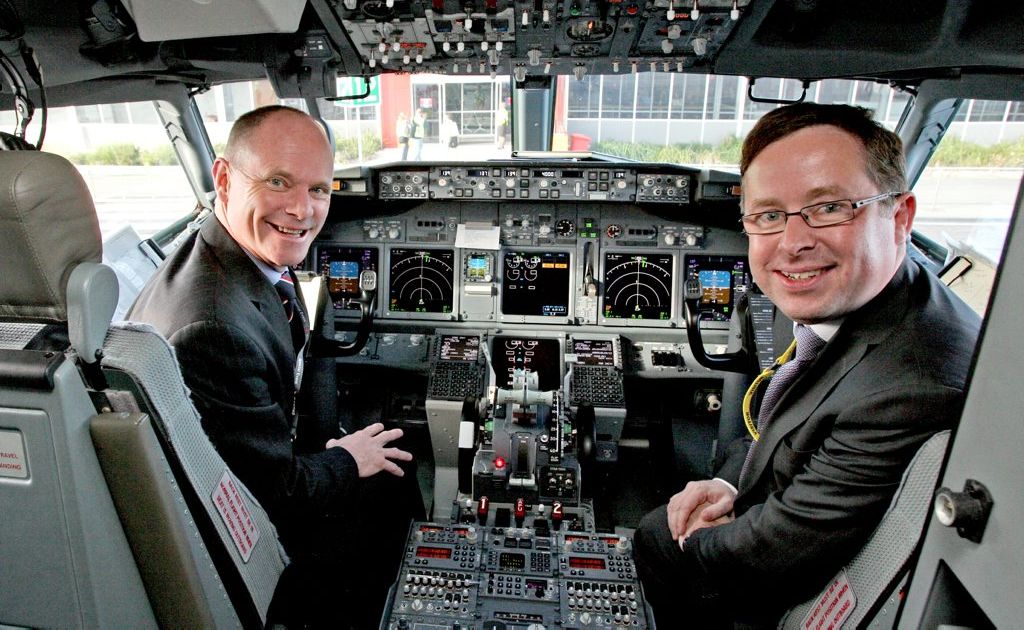 Qantas CEO Alan Joyce and Queensland Premier Campbell Newman. Qantas CEO Alan Joyce and Queensland Premier Campbell Newman.