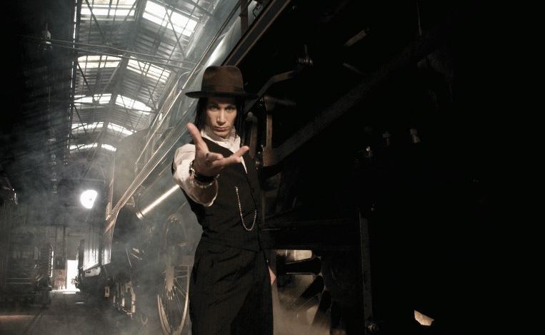 Illusionist Cosentino is headed for the Gold Coast. Illusionist Cosentino is headed for the Gold Coast.