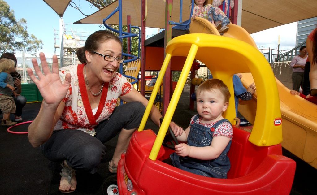 Mum Rachael Dean with bub Ella having fun at the Pottsville Beach Neighbourhood Centre. Mum Rachael Dean with bub Ella having fun at the Pottsville Beach Neighbourhood Centre.