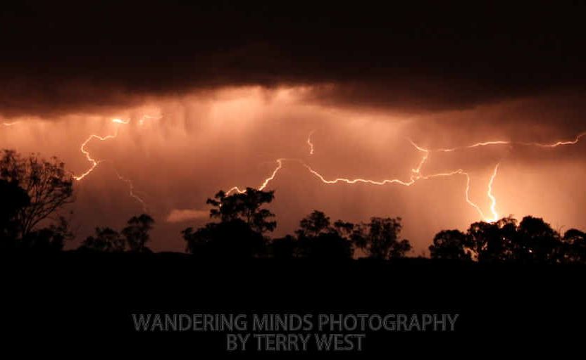 This stellar shot was captured by Terry West 20kms west of Warwick on Thursday night. This stellar shot was captured by Terry West 20kms west of Warwick on Thursday night.