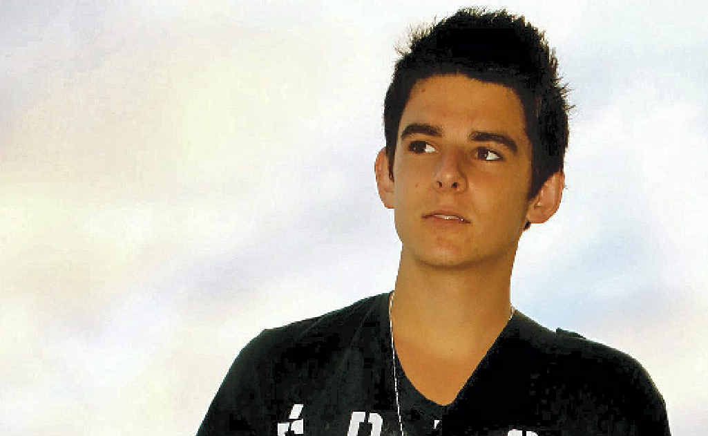 2009 Australian Idol Number 3 James Johnston will take to the stage at this year’s Warwick Rodeo. 2009 Australian Idol Number 3 James Johnston will take to the stage at this year’s Warwick Rodeo.