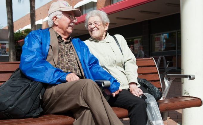 Even Mossvale couple Bob and Sue Smith found it cold in Coffs, huddling together for some extra heat. Photo: Rob Wright/The Coffs Coast Advocate. Even Mossvale couple Bob and Sue Smith found it cold in Coffs, huddling together for some extra heat. Photo: Rob Wright/The Coffs Coast Advocate.