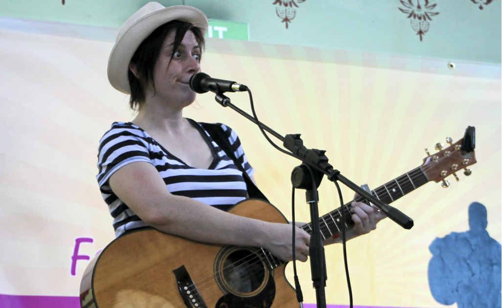 Jenny Biddle from Melbourne is back to perform this year. Jenny Biddle from Melbourne is back to perform this year.