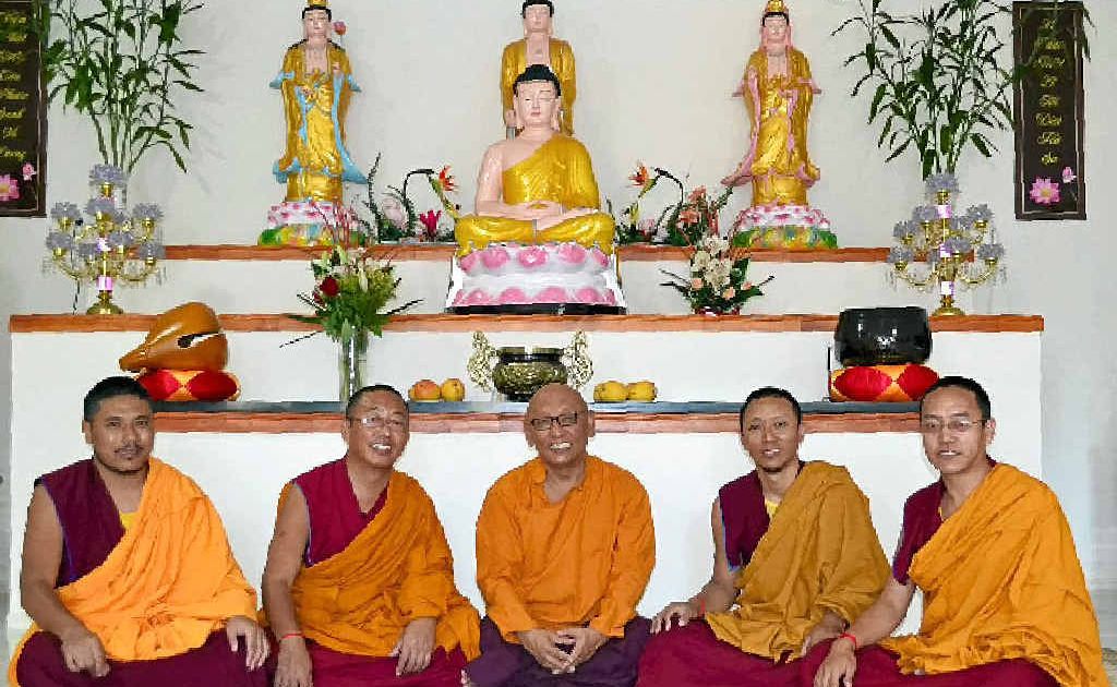MONKING ABOUT: Tenpa Gyatso, Phunsok Shakya, Geshe Nwawang Gedun, Dakpa and Phunsok Lhundrup will be in Lismore all next week. MONKING ABOUT: Tenpa Gyatso, Phunsok Shakya, Geshe Nwawang Gedun, Dakpa and Phunsok Lhundrup will be in Lismore all next week.