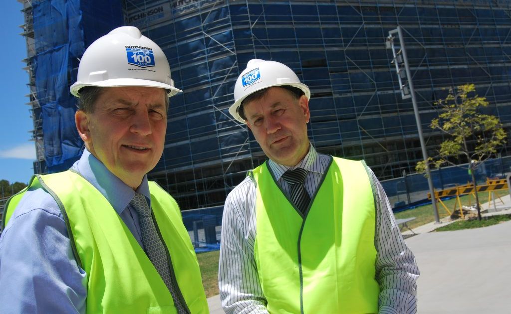 Minister for Tertiary Education Chris Evans with SCU vice chancellor Peter Lee at the Gold Coast campus' new building. Photo: Mairi Manley. Minister for Tertiary Education Chris Evans with SCU vice chancellor Peter Lee at the Gold Coast campus' new building. Photo: Mairi Manley.