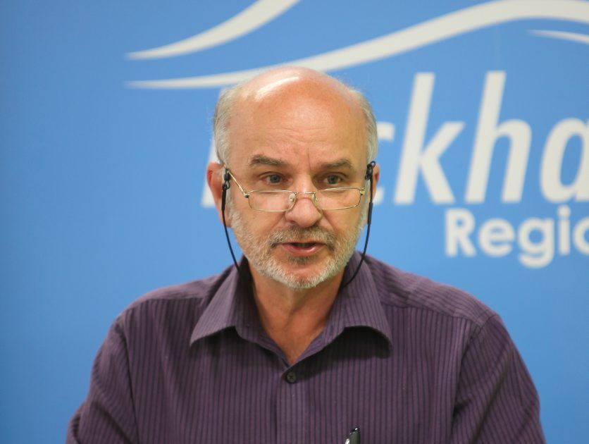 rok-budget29d Cr Greg Belz. ALLAN REINIKKA AR29-0610-4 rok-budget29d Cr Greg Belz. ALLAN REINIKKA AR29-0610-4