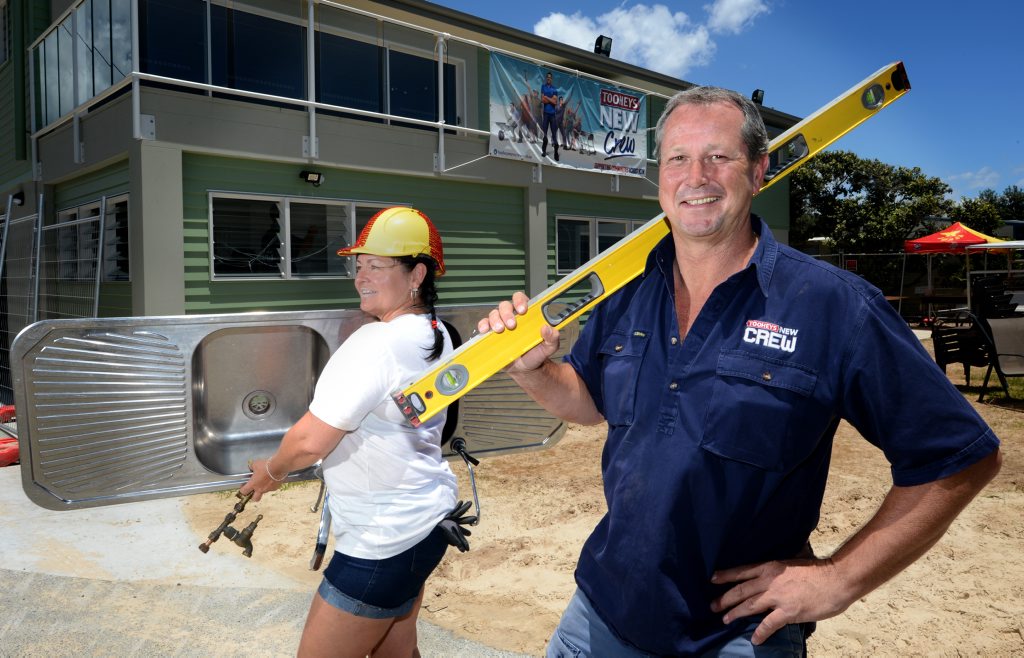 Treena Wright and Paul Gillespie work on the Fingal Head surf club. Photo: John Gass / Daily News Treena Wright and Paul Gillespie work on the Fingal Head surf club. Photo: John Gass / Daily News