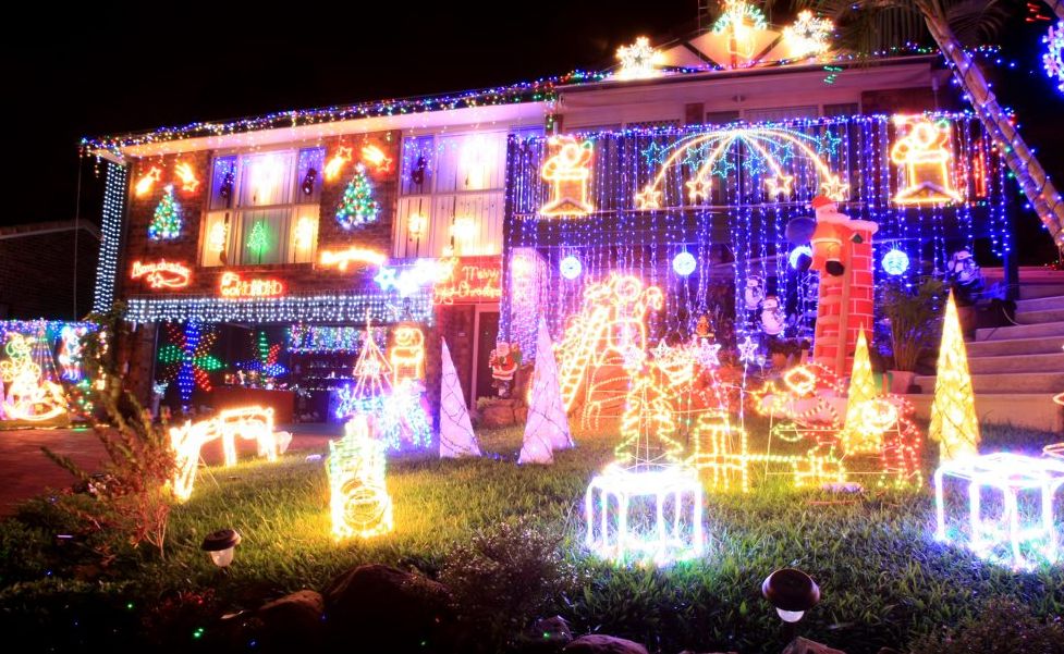 Chirstmas Lights- A spectacular display in Toolona drive in Banora Point Photo Blainey Woodham / Daily News Chirstmas Lights- A spectacular display in Toolona drive in Banora Point Photo Blainey Woodham / Daily News