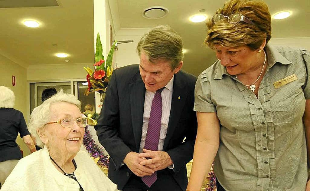 HOME SWEET HOME: Ballina Community Aged Care resident Nola Kilby with Ballina MP Don Page and Pam Osborne. HOME SWEET HOME: Ballina Community Aged Care resident Nola Kilby with Ballina MP Don Page and Pam Osborne.
