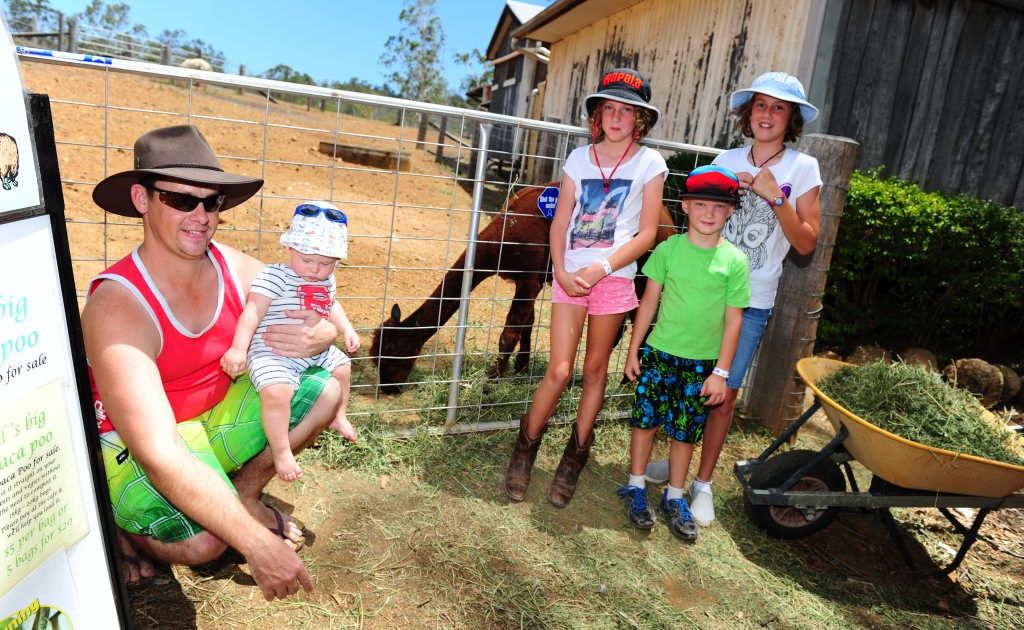 Enjoying A Day on the Farm at Cedar Galleries are (from left) Curtis and Bruce Smith, 8 months, Megan Groves, 9, Owen Smith, 6, and Rachel Groves, 11. Enjoying A Day on the Farm at Cedar Galleries are (from left) Curtis and Bruce Smith, 8 months, Megan Groves, 9, Owen Smith, 6, and Rachel Groves, 11.