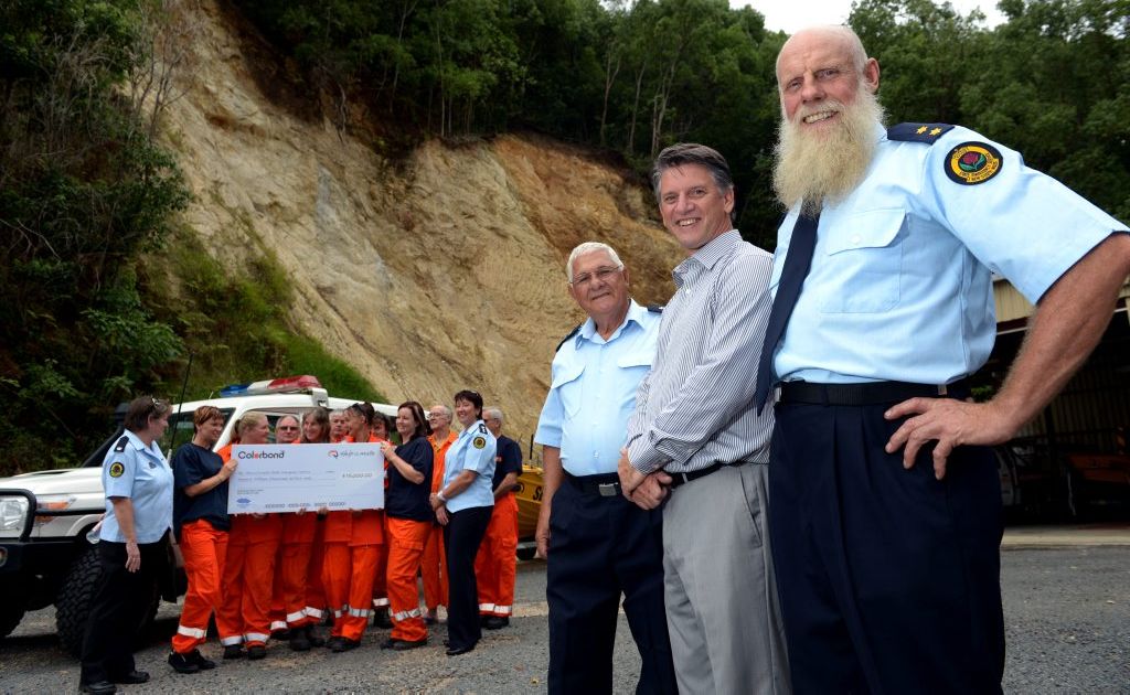 Chris Chrisostomos, Wal Nicolussi of Colorbond and Phil "Mad Dog" Davison at the Murwillumbah SES. Chris Chrisostomos, Wal Nicolussi of Colorbond and Phil "Mad Dog" Davison at the Murwillumbah SES.