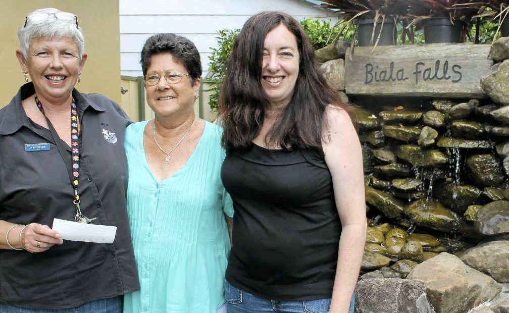 THANKS, THANKS, THANKS: Biala Support Services CEO Wendylee Playford (left) and staff member Deb Anderton (right) with Sanctuary Village residents’ representative, Grace Moloney, handing over a donation. THANKS, THANKS, THANKS: Biala Support Services CEO Wendylee Playford (left) and staff member Deb Anderton (right) with Sanctuary Village residents’ representative, Grace Moloney, handing over a donation.