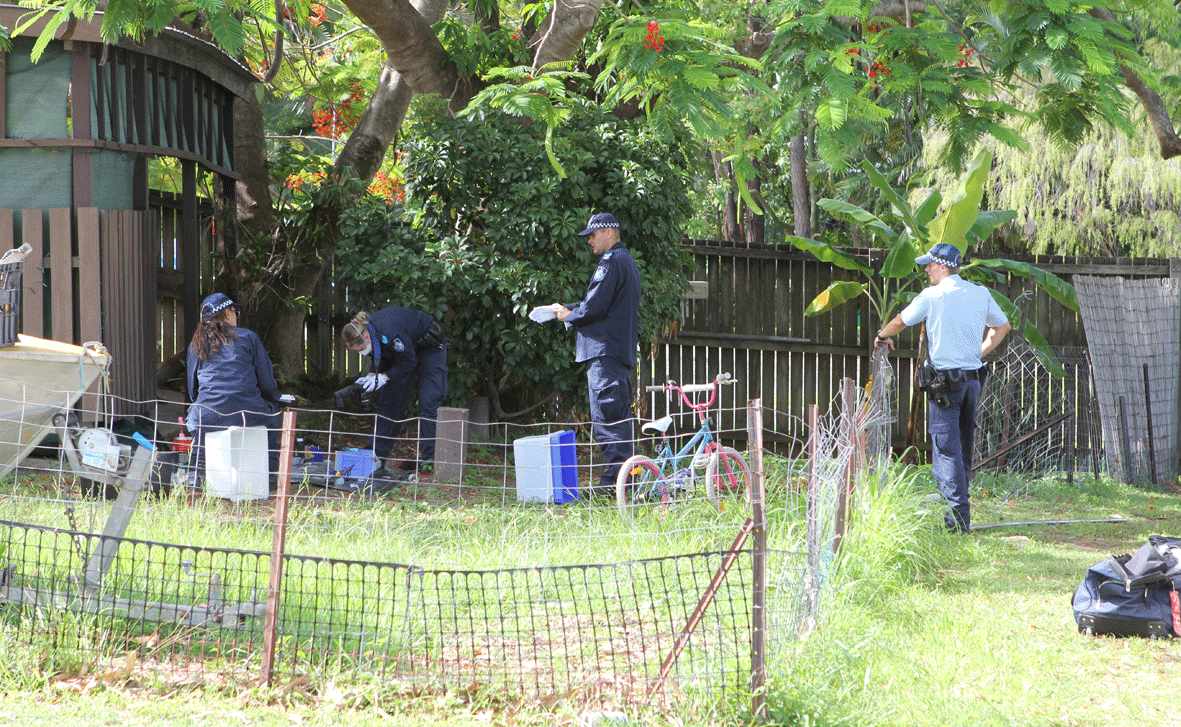 FORENSIC EVIDENCE: A specialised Drug Squad from Brisbane was called to attend the scene of a 'drug-bust' at a Shute Harbour Road address last week.
FORENSIC EVIDENCE: A specialised Drug Squad from Brisbane was called to attend the scene of a 'drug-bust' at a Shute Harbour Road address last week.