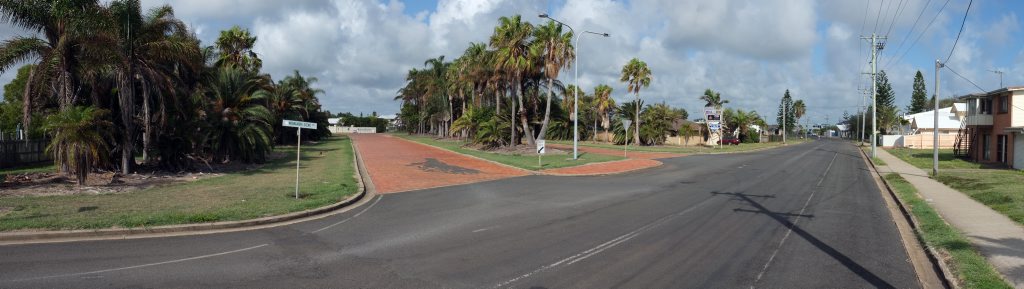 ABOUT TIME: The brickwork at the entrance to Bargara Lakes Drive will be removed. Photo: Mike Knott / NewsMail ABOUT TIME: The brickwork at the entrance to Bargara Lakes Drive will be removed. Photo: Mike Knott / NewsMail
