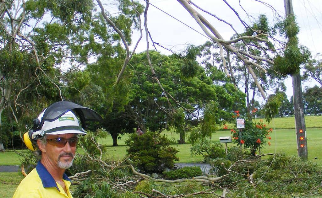 ON THE LINE: Essential Energy workers battle winds and weather to restore power. ON THE LINE: Essential Energy workers battle winds and weather to restore power.