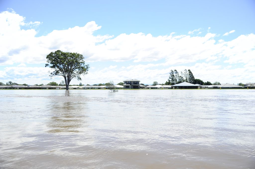 Anxiety continues over flood levees Clarence Valley Daily Examiner