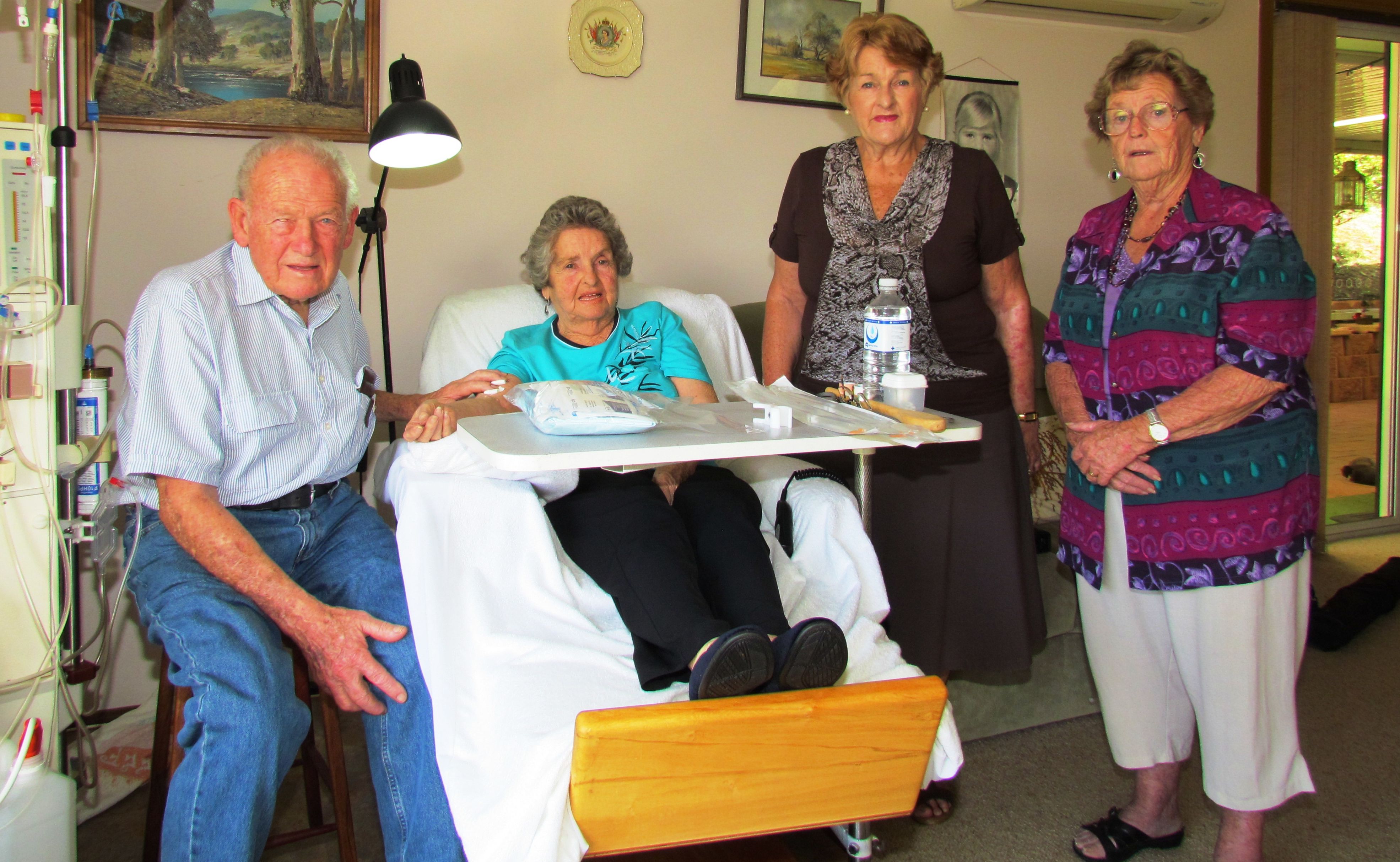 Eddie and Joan Addison applaud the efforts of ETC's Lorraine Mouafi and Nambucca Valley Dialysis Group secretary Rhona Freeman. Eddie and Joan Addison applaud the efforts of ETC's Lorraine Mouafi and Nambucca Valley Dialysis Group secretary Rhona Freeman.