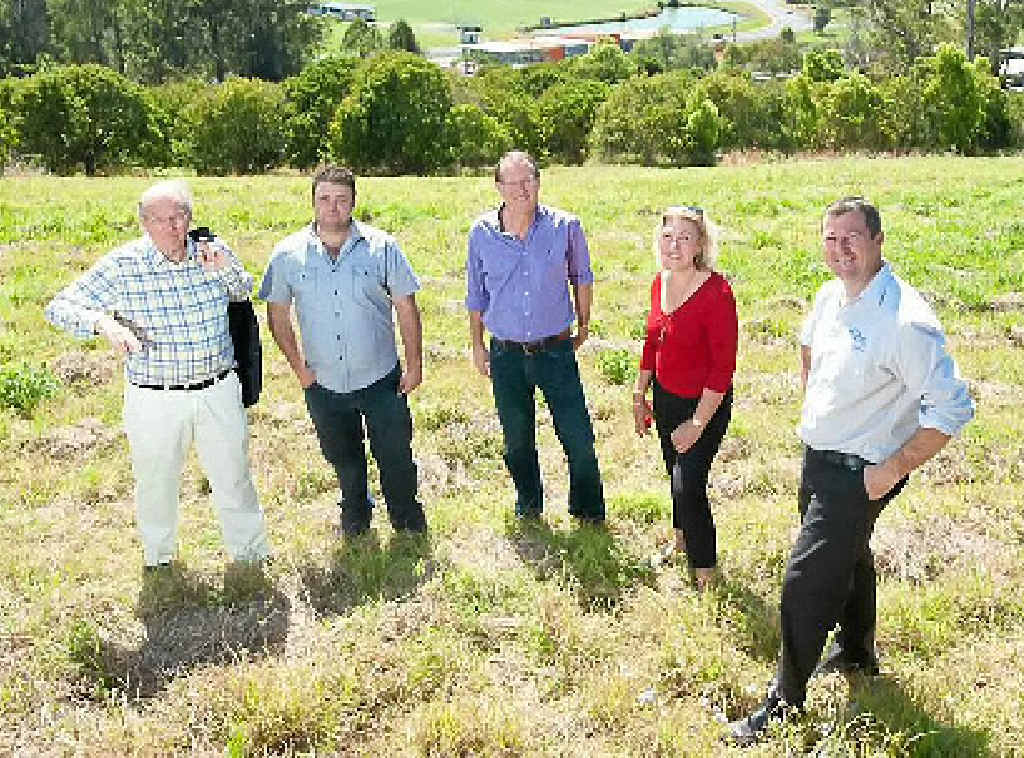 NEW ESTATE: Elements at Coffs Harbour developer Rob Yandell meets with Equinox developer George Daoud, project adviser Richard Arnold and First Nationals’ Jenny Bonfield and Shane Hessenberger. NEW ESTATE: Elements at Coffs Harbour developer Rob Yandell meets with Equinox developer George Daoud, project adviser Richard Arnold and First Nationals’ Jenny Bonfield and Shane Hessenberger.