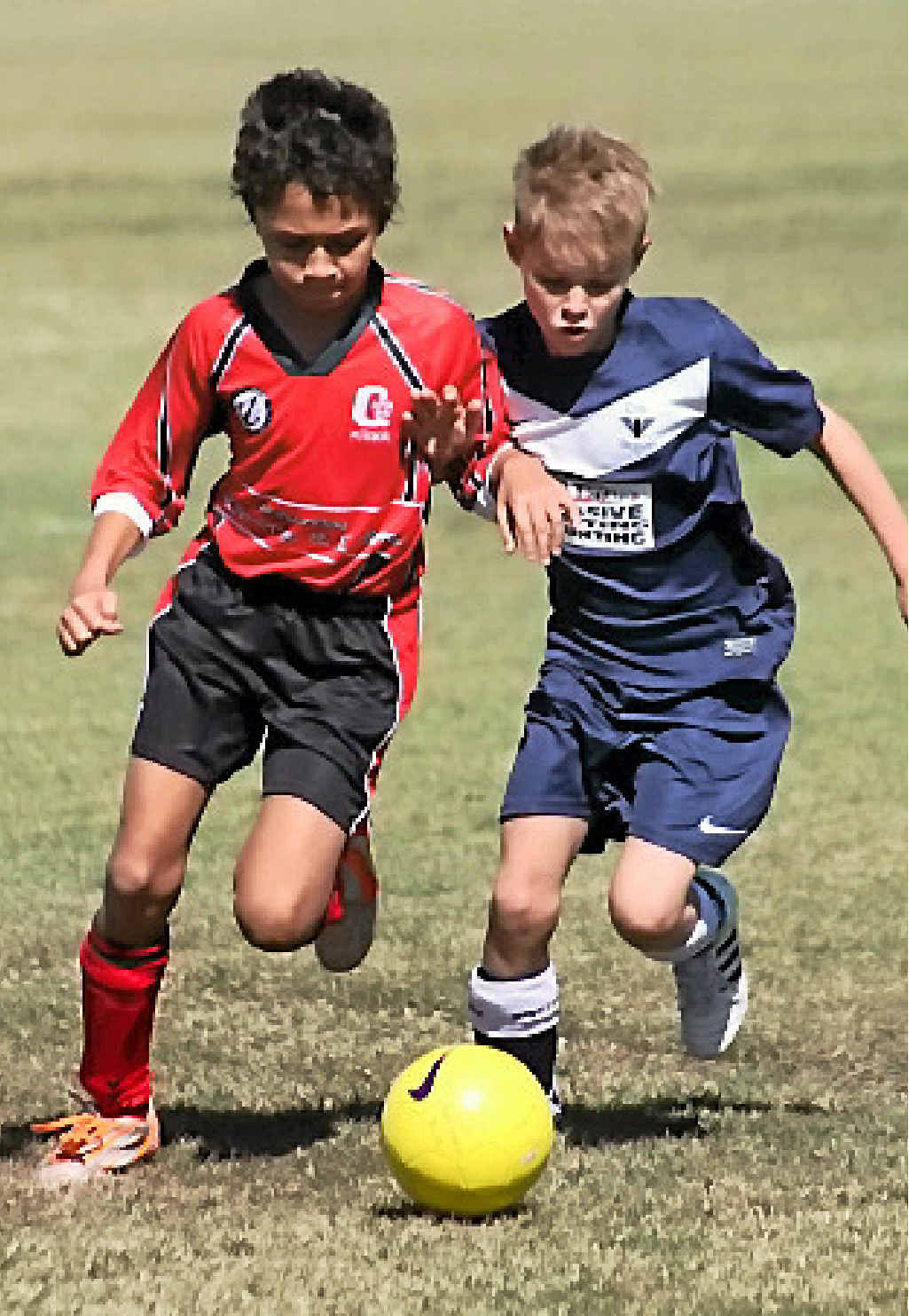 BREAK NECK SPEED: Whitsunday’s Nalu Halemai takes on a Mackay Brothers’ opponent on Saturday morning at the Proserpine Sports Complex. BREAK NECK SPEED: Whitsunday’s Nalu Halemai takes on a Mackay Brothers’ opponent on Saturday morning at the Proserpine Sports Complex.