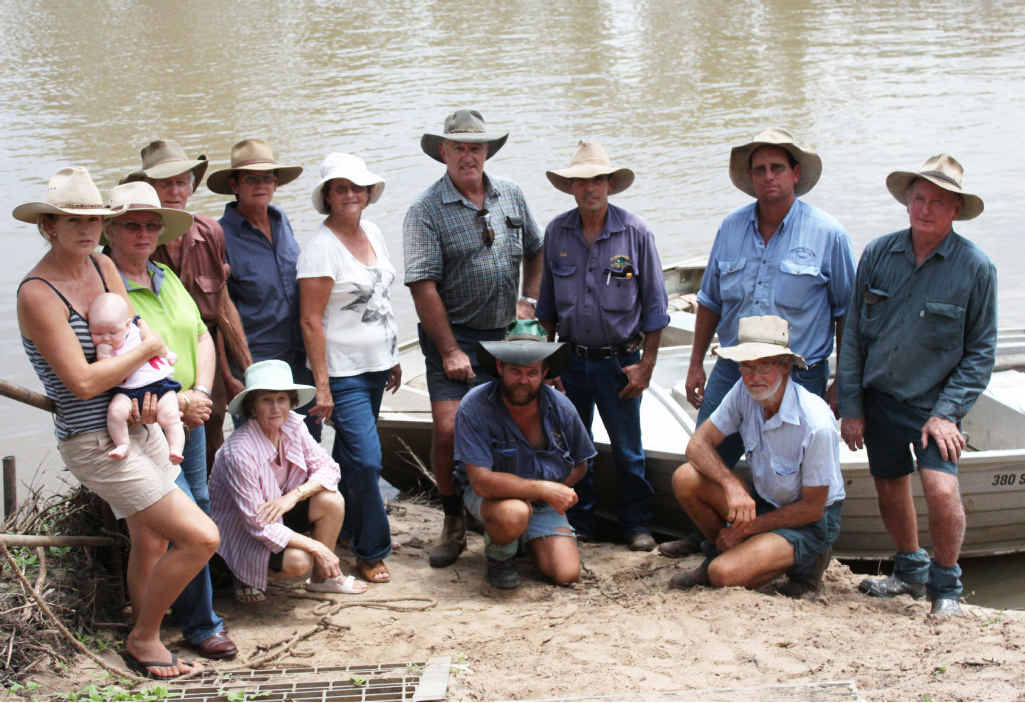 Some of the people who are cut off by the swollen Fitzroy River north of Gogango. Some of the people who are cut off by the swollen Fitzroy River north of Gogango.