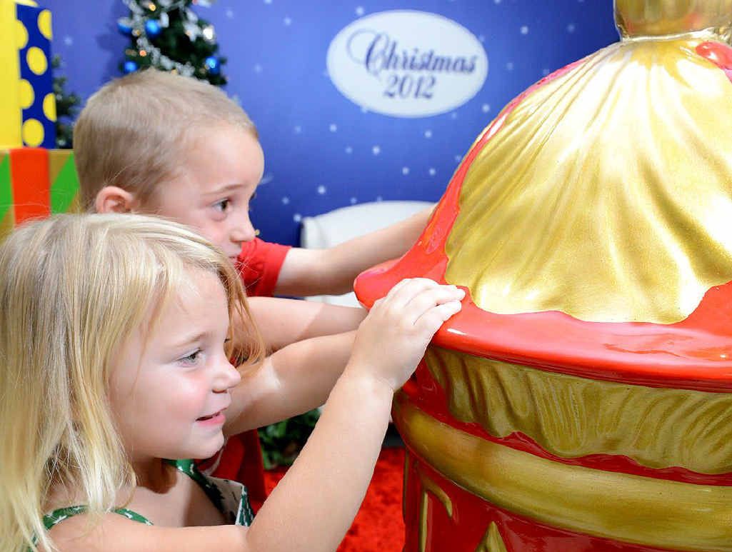 TO NORTH POLE: Kyhan and Zye Clark send letters to Santa at Ipswich City Square in the lead-up to Christmas. TO NORTH POLE: Kyhan and Zye Clark send letters to Santa at Ipswich City Square in the lead-up to Christmas.