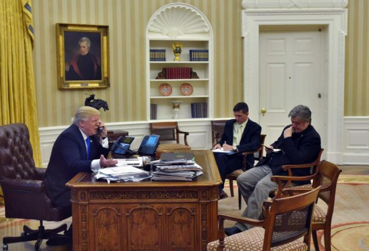 Trump on taking refugees: 'I will study this dumb deal' - Caboolture News