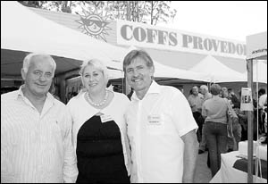 Michael and Sarah Rowles and Ron Walker at the Coffs Provedores Open Day and Trade Show. Photo: CHRIS RIX 04092302C Michael and Sarah Rowles and Ron Walker at the Coffs Provedores Open Day and Trade Show. Photo: CHRIS RIX 04092302C