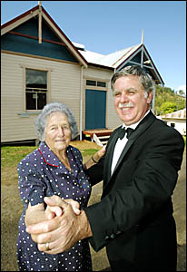 Dorothy Crook, Burringbar School of Arts secretary and president Lloyd Warren Dorothy Crook, Burringbar School of Arts secretary and president Lloyd Warren