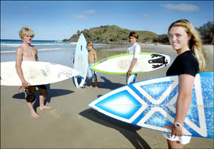 LOCALS Chippa Wilson, Joel Ford, Sam Ford and Brittani Wilson warm for the 9th Rip Curl into Summer Junior Challenge. LOCALS Chippa Wilson, Joel Ford, Sam Ford and Brittani Wilson warm for the 9th Rip Curl into Summer Junior Challenge.