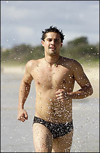 : Former Neighbours star Stephen Hunt gets ready to swim from Byron Bay to Lennox Head as training for a fundraising marathon. : Former Neighbours star Stephen Hunt gets ready to swim from Byron Bay to Lennox Head as training for a fundraising marathon.