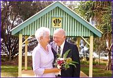 Pam and Keith Anderson met four holidays ago on a Boyne Island bowling green and were married yesterday at Tannum Sands. Pam and Keith Anderson met four holidays ago on a Boyne Island bowling green and were married yesterday at Tannum Sands.