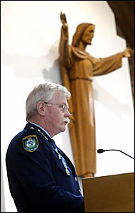 LOCAL area Commander Tim Tarlinton gives the address at yesterday?s memorial service honouring police officers fallen in the LOCAL area Commander Tim Tarlinton gives the address at yesterday?s memorial service honouring police officers fallen in the