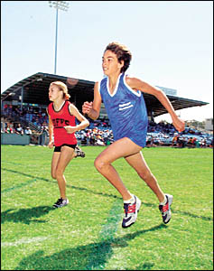 Senior Girls? Champion Maria Nagy races to victory in the 800m. Senior Girls? Champion Maria Nagy races to victory in the 800m.