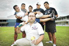 Smithy and Blunty rub shoulders with Comets (back from left) Kristian Mene, Mick Esdale, Marty Oborn and Herewini Rangi. Smithy and Blunty rub shoulders with Comets (back from left) Kristian Mene, Mick Esdale, Marty Oborn and Herewini Rangi.